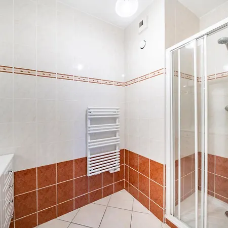 Apartment Jardin Florian, 8/10 Rue Victor Cousin, *